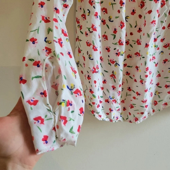 White Floral Off the Shoulder 3/4 sleeve - Picture 6 of 11